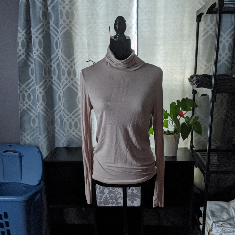 Pale Pink Loose Turtleneck